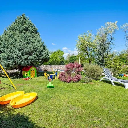 Mit Privatpool Fuer 8 Personen Ca 240 Qm In Vrecari, Istrien Ostkueste Von Istrien Semesterbostad *